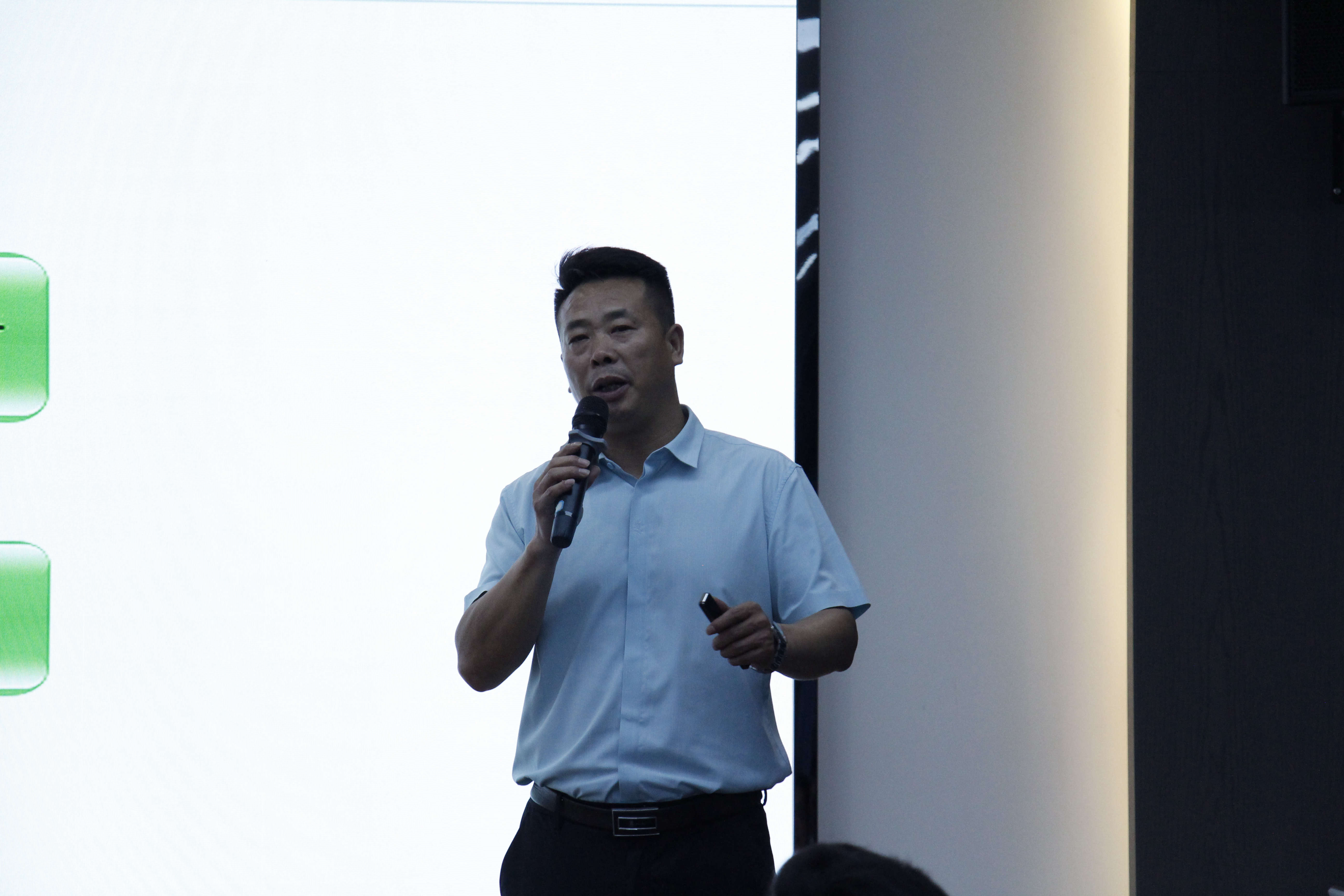 1692323652116714.jpg 周強.jpg